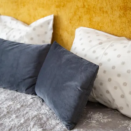 соколови къщи * Gabrovo