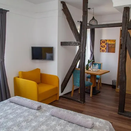 соколови къщи * Gabrovo