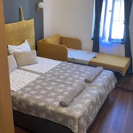 Han/Misafirhane соколови къщи *