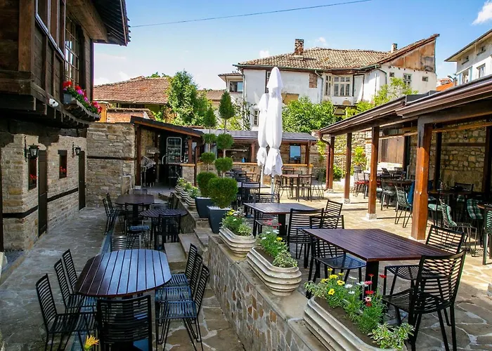 соколови къщи * Gabrovo