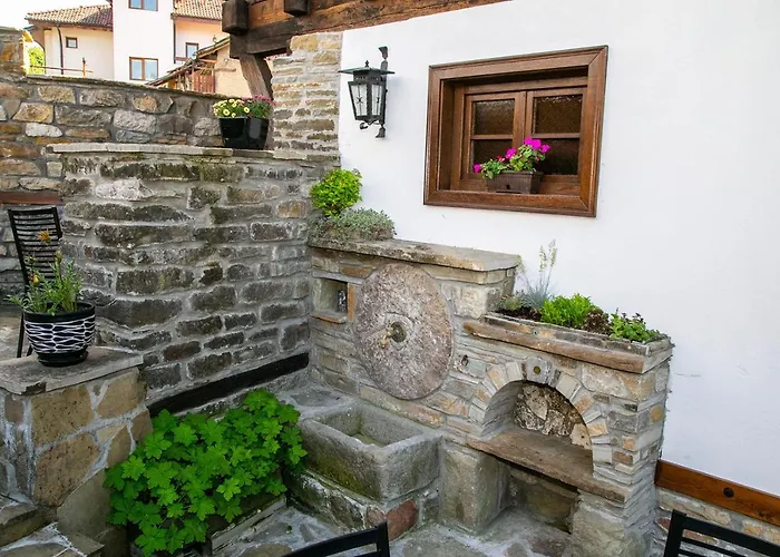 Estalagem соколови къщи Gabrovo