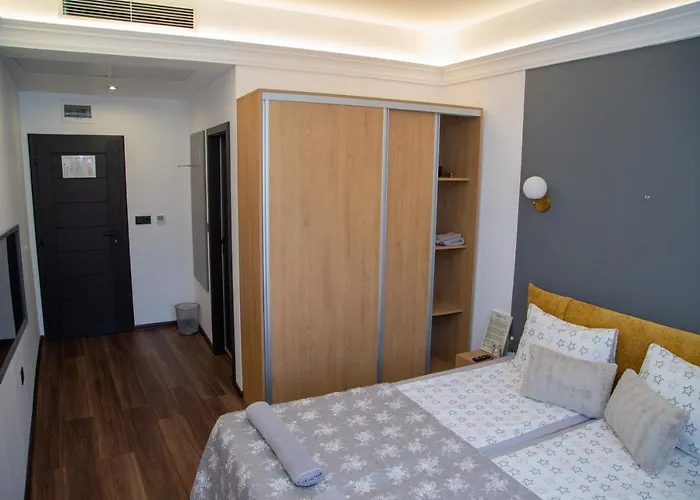 соколови къщи