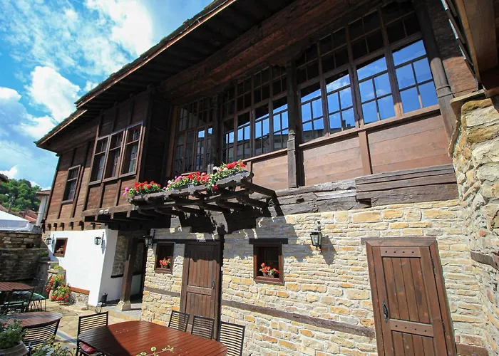 соколови къщи Gabrovo