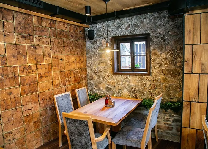 соколови къщи